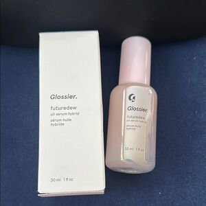 Glossier Pink Primer for a Flawless Base